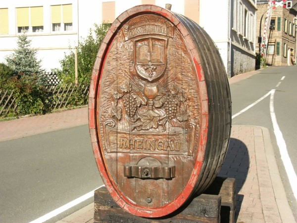 Weinfass in Lorchhausen 